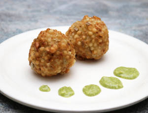 Sabudana Vada