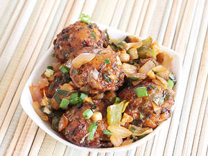 Veg manchurian dry