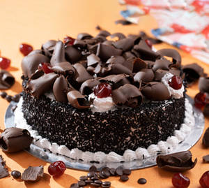 Black Forest Freshcream Cake Square (350 gms)