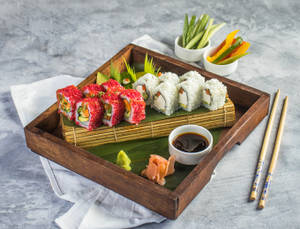 Kaze Premium Vegetarian Sushi Platter