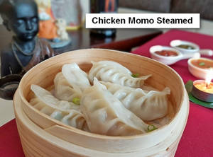 Chicken Steamed Momos (6 Pcs)