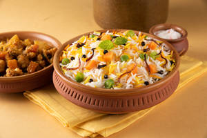 Veg Dum Biryani [serves 1-2]