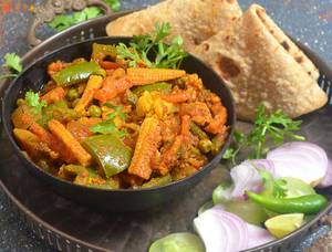 4 Chapati With Mix Sabji And Salad 