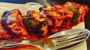 Kandari Paneer Tikka