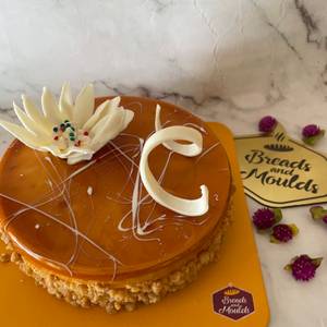 Caramel Eggless Cake Half Kg