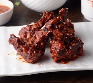 Chicken Lollipop (8 Pcs)
