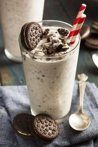Kesar Pista + Oreo Shake