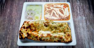 1 Chur Chur Naan With Dal Makhani