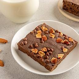 Almond Brownie 80  gms/Piece