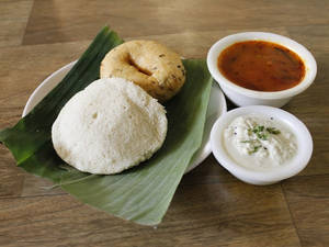 Idli Vada