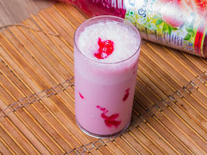 Strawberry cheesecake shake