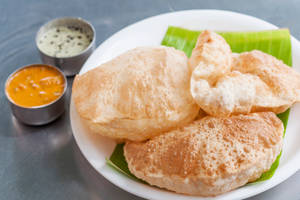 Poori Bhaji (3 Pcs)