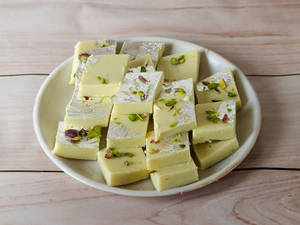 Pista Barfi [Dry Fruit]
