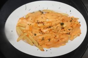 French Fries With Cheese Sauce