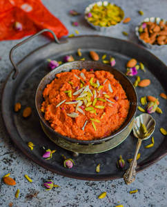 Gajar Halwa (100gram)