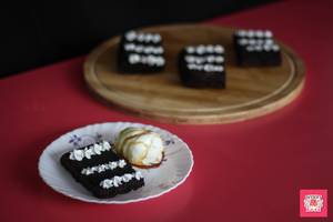 Brownie with Vanilla Ice cream