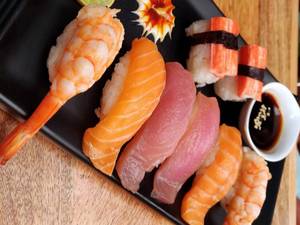 Jumbo Nigiri Trio - 18 Pieces