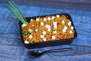 Paneer Fried Maggi 