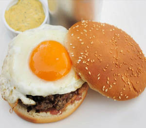 Tandoori Egg Burger