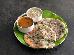 onion uttappam