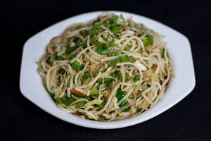 Veg Hakka Noodles