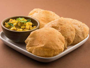 Puri Bhaji {6 pcs of 100% Wheat Puris}                                  