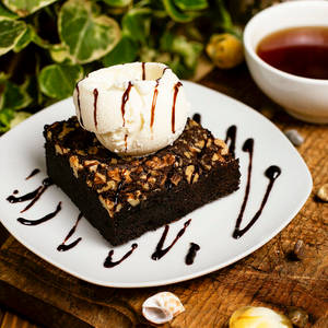 Brownie With Chocolate Ice Cream