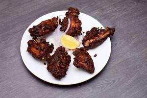 Hot Wings with Bone