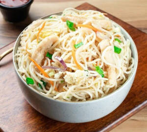 Veg Hakka Noodles