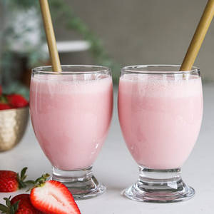 Strawberry Lassi