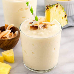 Pineapple Shake With Ice Cream