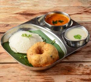 Idli + Vada Mix (1 Idli +1 Vada)