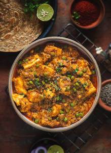 Matar Paneer