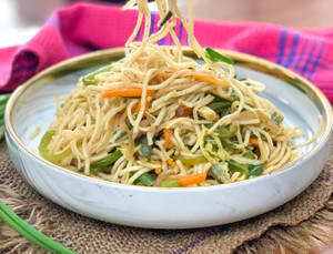 Veg Noodles Half Veg 