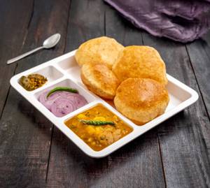 Puri Sabji (4 Pcs)