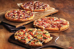 2 Cheese Capsicum Pizza (7inch) + 2 Paneer Parcel