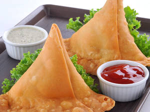 Samosa (2 pcs)