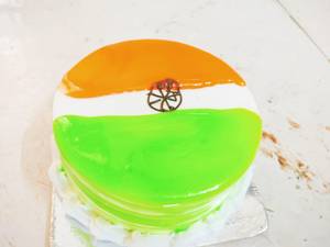 Eggless Tiranga Cake [500 Grams]