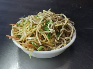 Veg Hakka Noodles