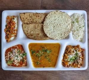 Deluxe Thali