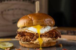 Bulls Eye Chicken Zinger Burger