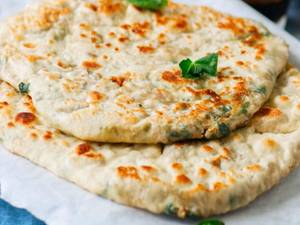 Mix Parantha(chatney +pickle)