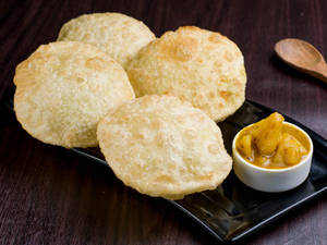 Sabji Kachori (4 Pcs)