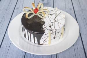 Choco vanilla cake [450 grams]                                                                                          