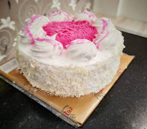 White Forest Cake (500 gms)