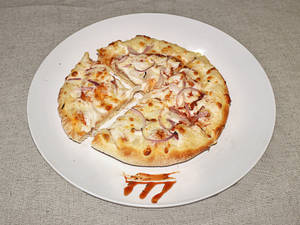 7" Cheese Onion Pizza