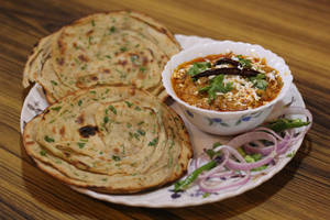 Kadai Paneer + 2 Lachha Paratha.