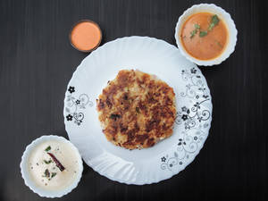 Masala Uttapam [1 Pc]