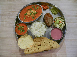 Surmai Thali