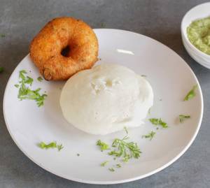 (1) Idli (1) Vada